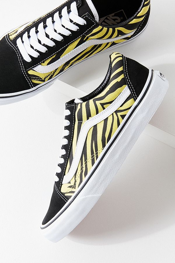 Old Skool Zebra Sneaker